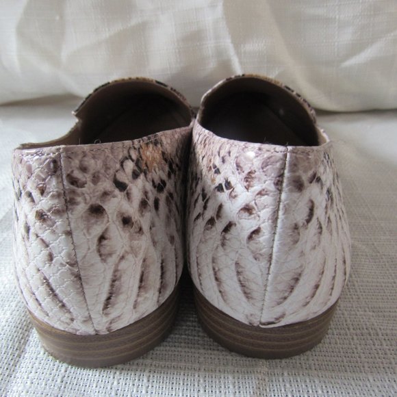 Just Fab Snakeskin Loafers, Size 8 NWOT - Picture 3 of 5